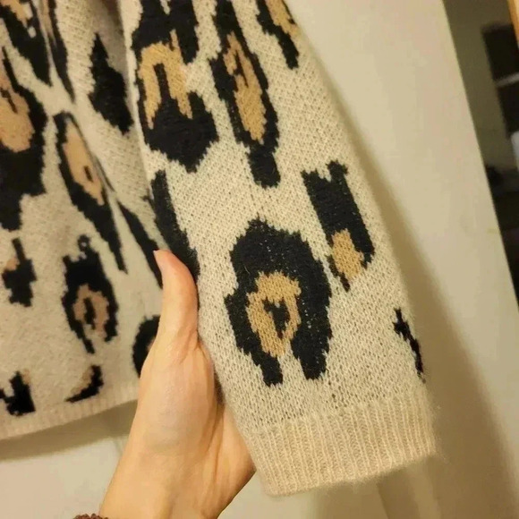 Nordstrom PLY Cashmere Animal Print Sweater Sz S Cheetah Leopard Mock Neck - Picture 6 of 7
